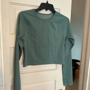 Old Navy Green Cropped Long Sleeve Active Top